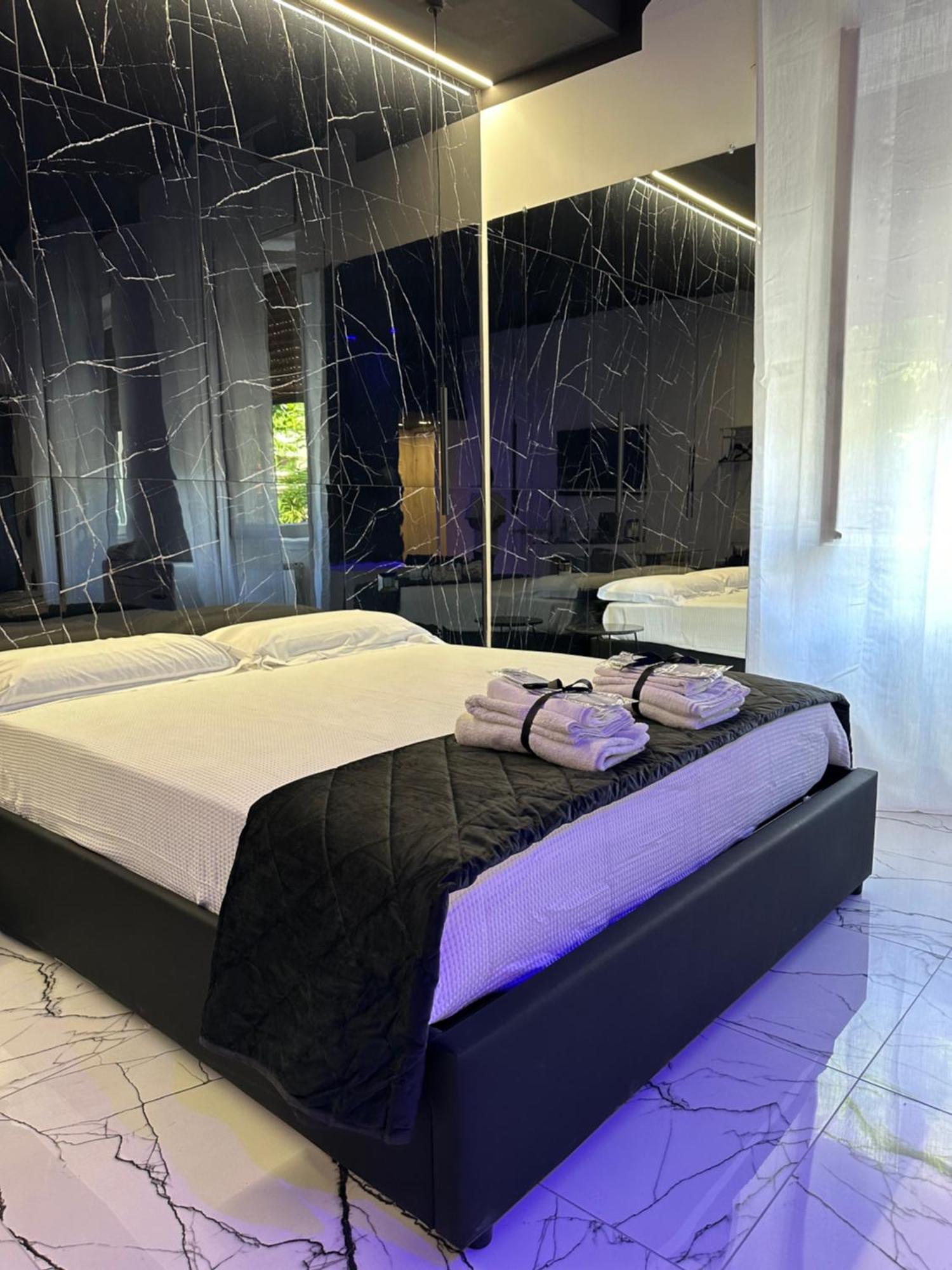 Milan Hub Private Spa エクステリア 写真