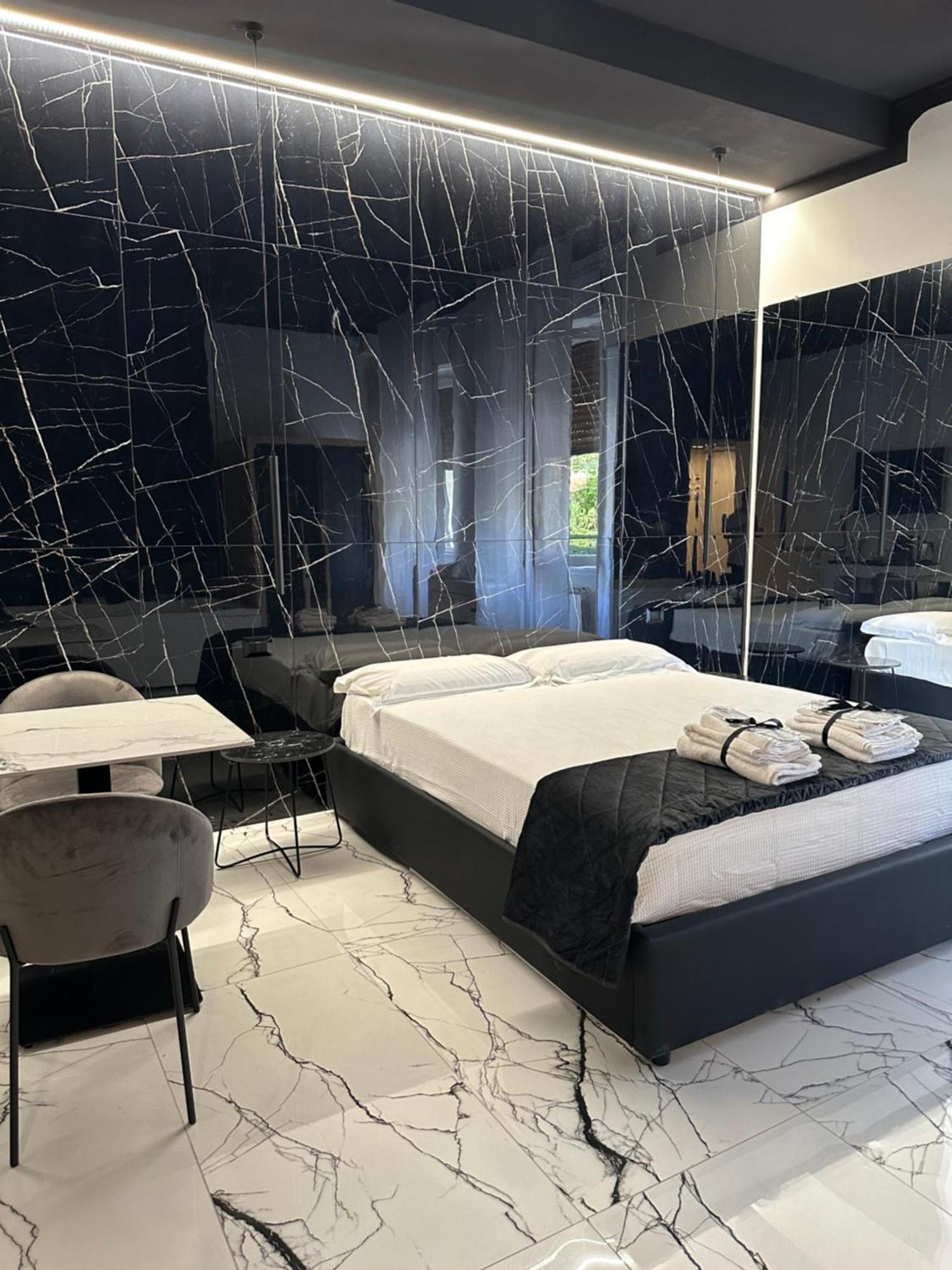 Milan Hub Private Spa エクステリア 写真